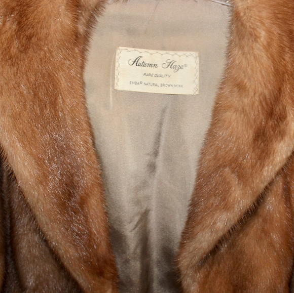 Vintage Autumn Haze Rare Quality EMBA Capelet - Picture 3 of 11